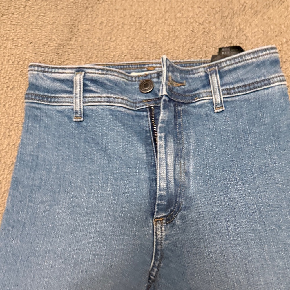 Zara High Rise Jean - Picture 3 of 6
